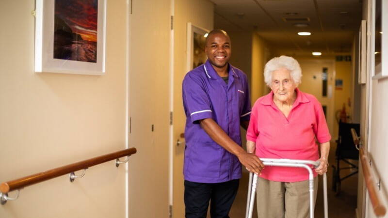 apply for jobs online Nurseplus. care staff at work